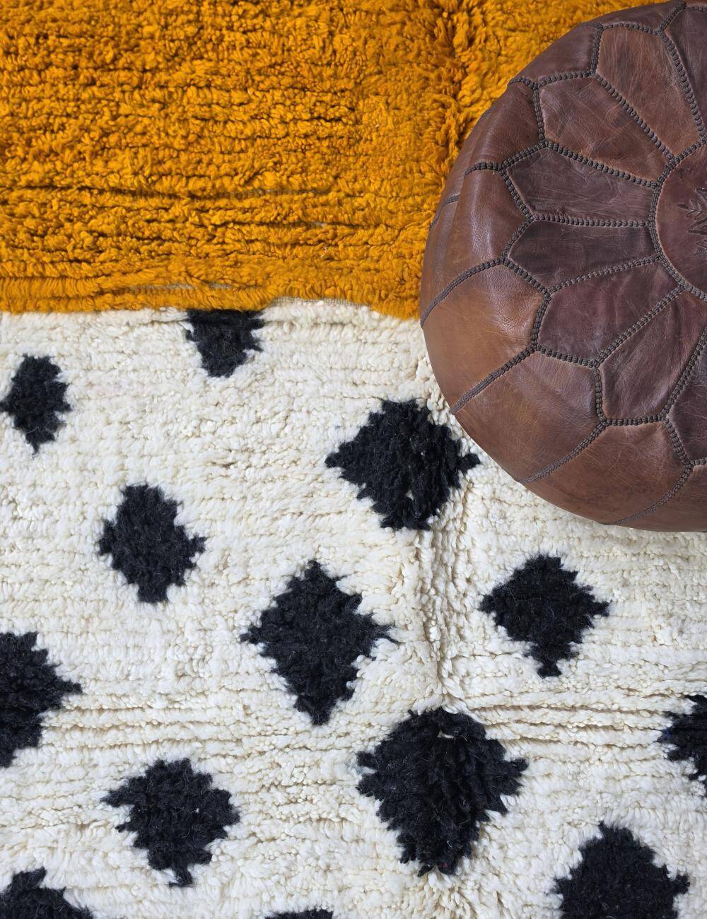 Modern Berber Rug - 247 x 193 cm