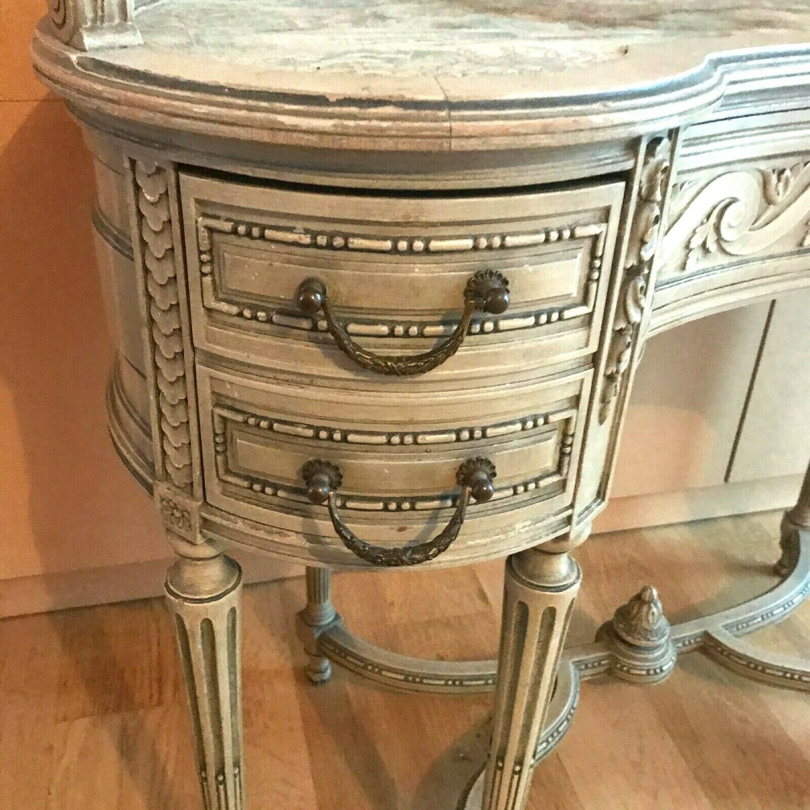 Louis XVI-style kidney hairdresser in patinated hetre