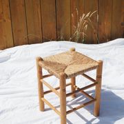 Tabouret bas en bois et paille