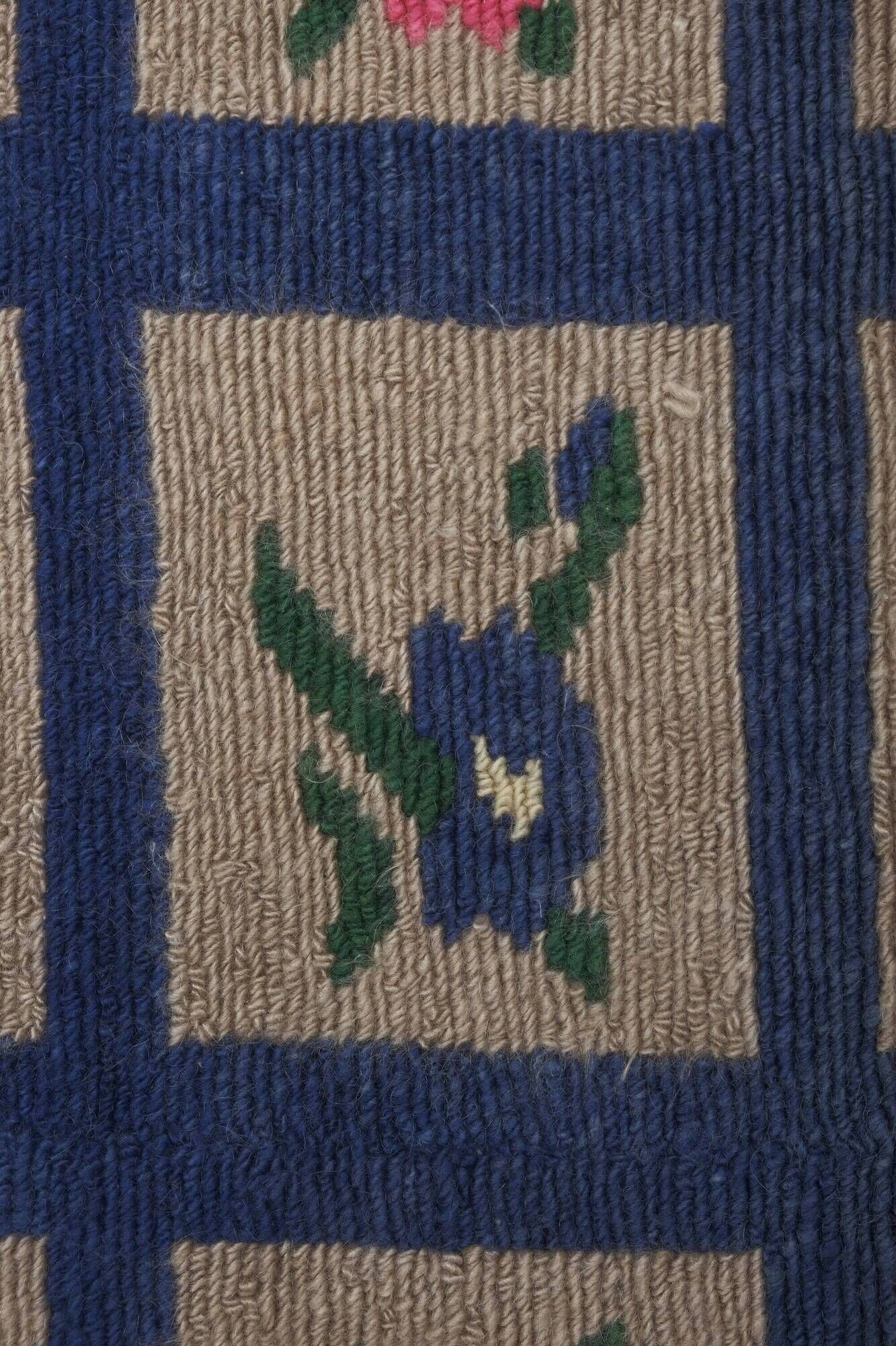 Vintage Turkish handmade rug 110x132 cm