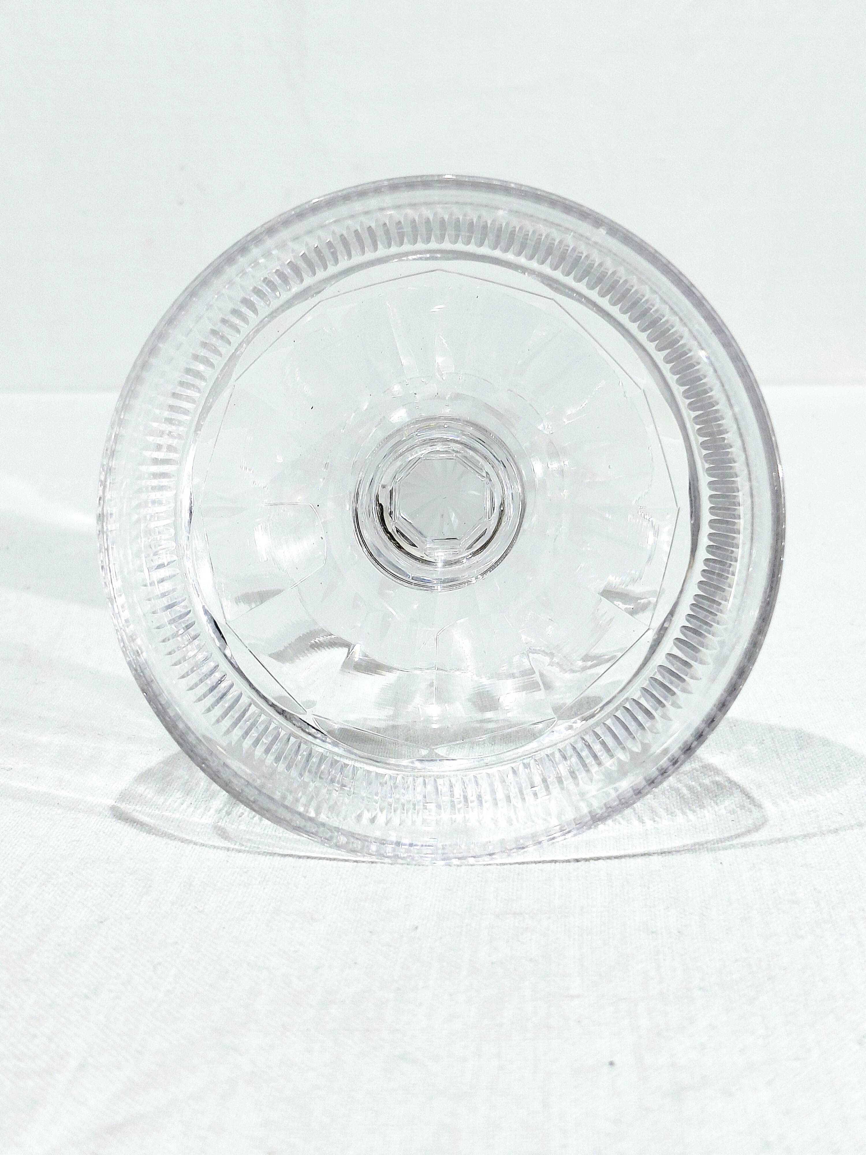 Baccarat - 10 champagne glasses catalogue 1841