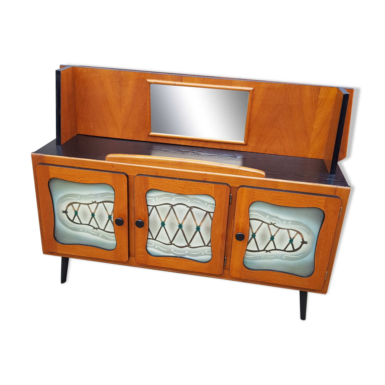 Buffet revisited 50s in wood