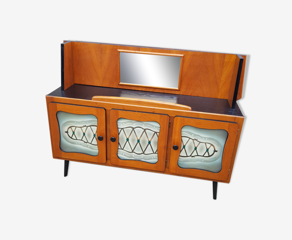 Buffet revisited 50s in wood