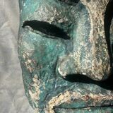 Masque en papier mâché