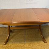 Mid Century Retro Teak Oval Danish Extending Dining Table (Circa 1960–1970)