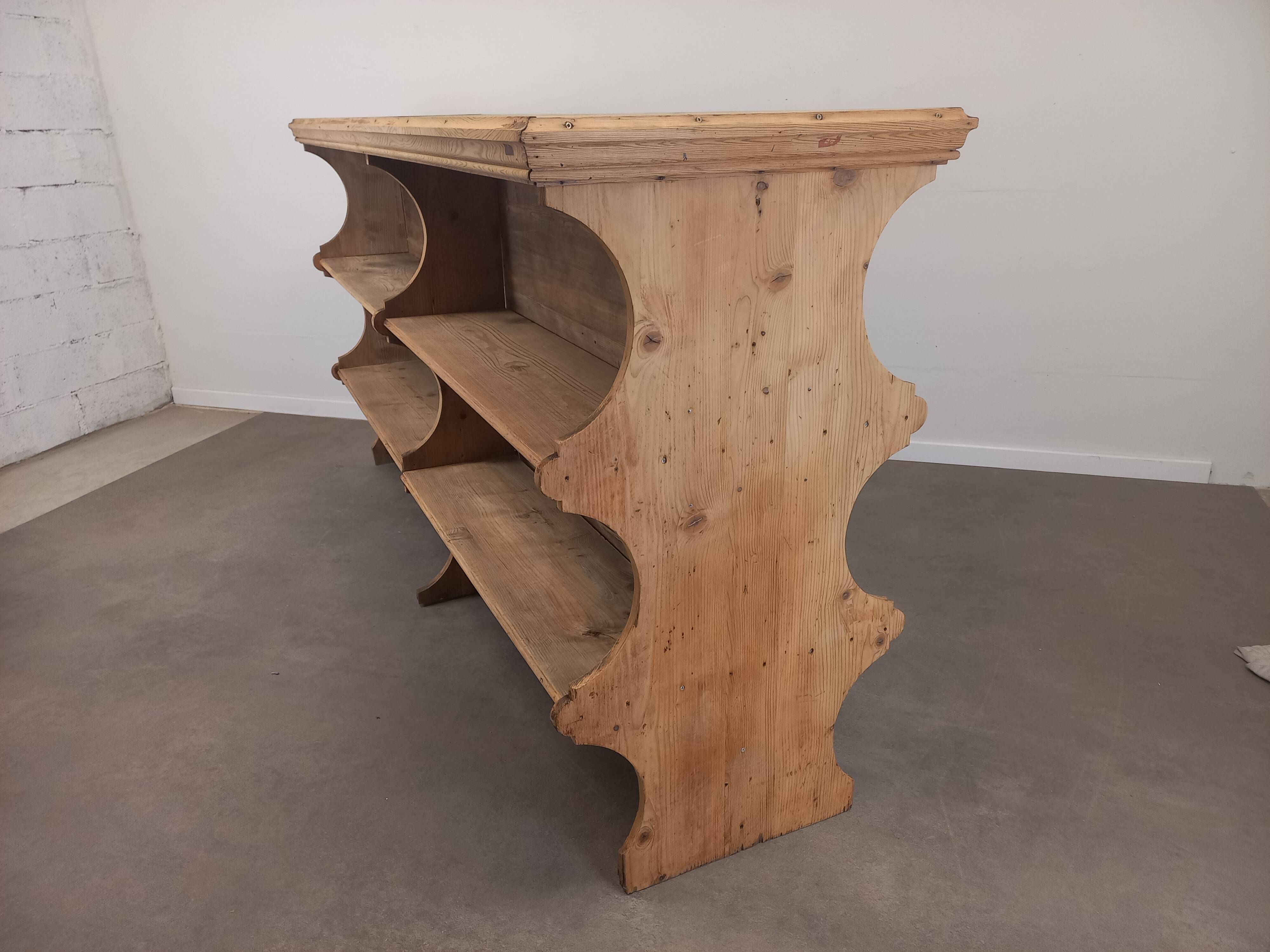 Large commercial shelf