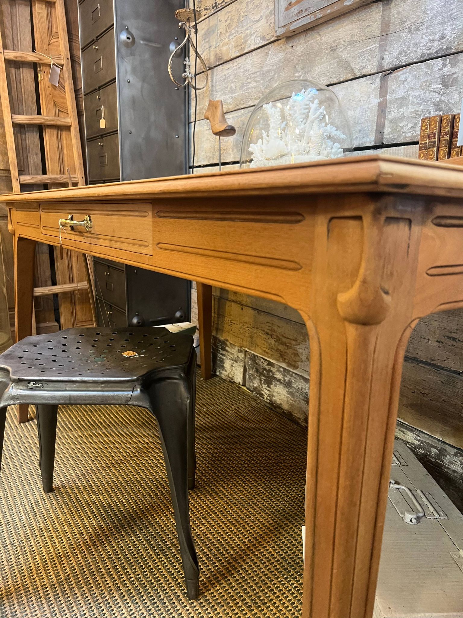 Art Nouveau desk table