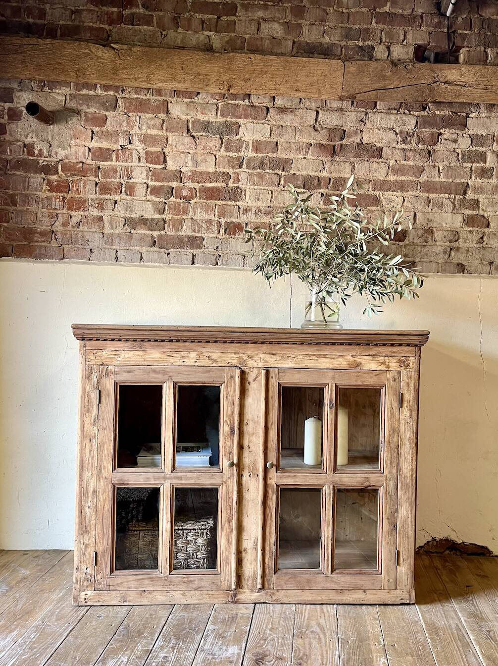 Antique display cabinet (renovated)
