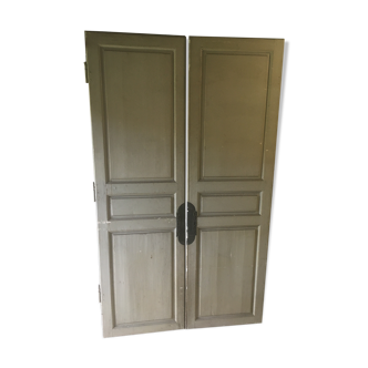 Portes de placard double en pin