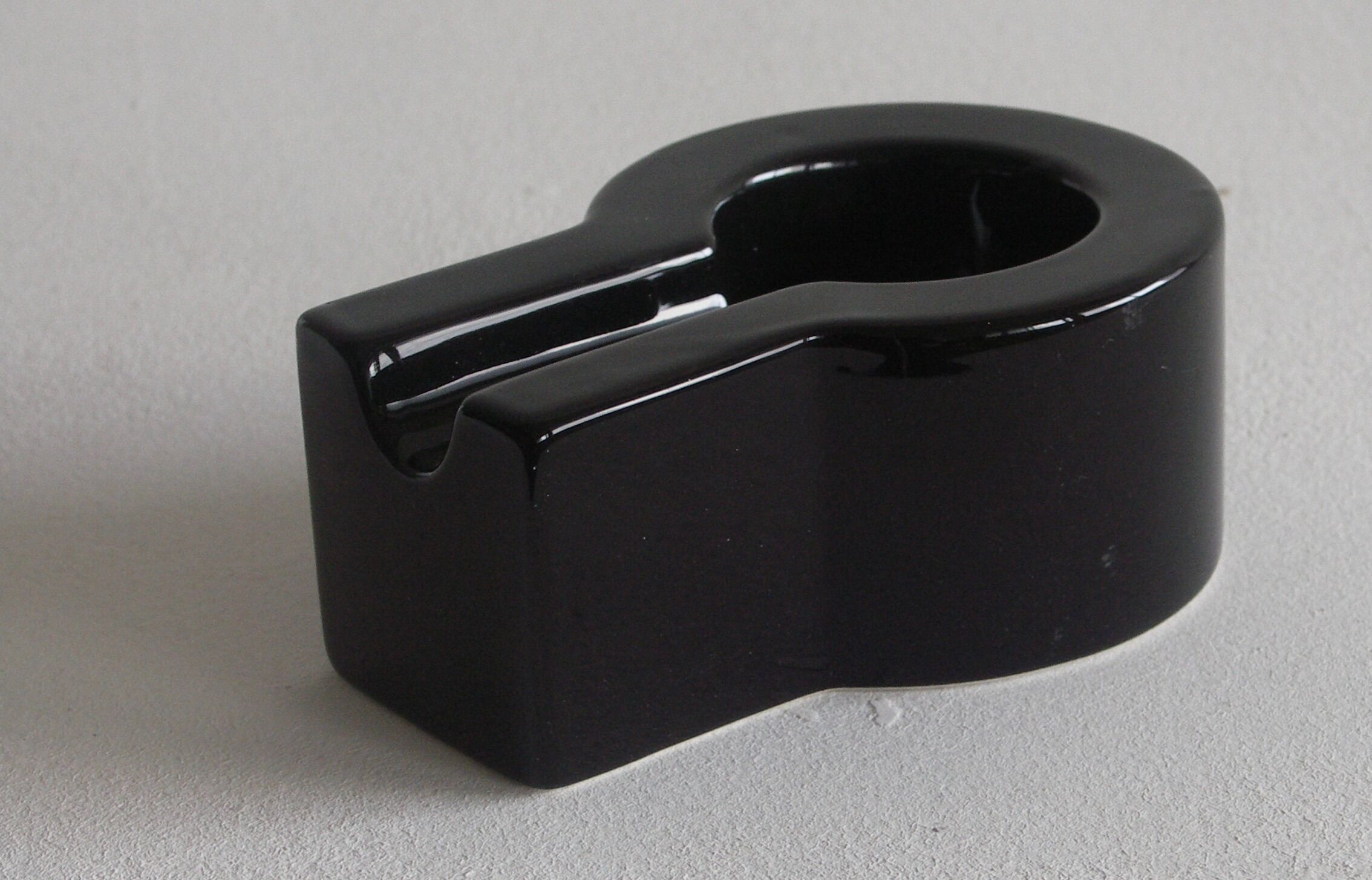 Yantra ashtray, Ettore Sotttsass 2001