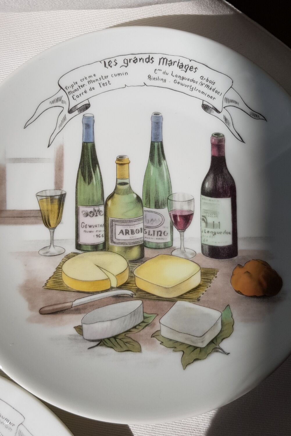 Plateau de fromages en porcelaine avec 6 assiettes assorties