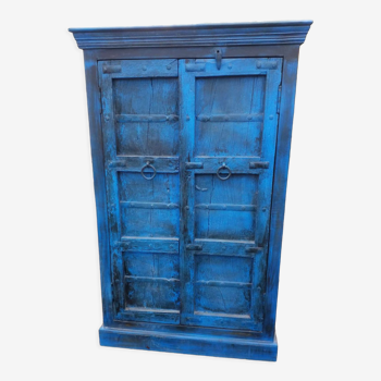 Armoire bleue