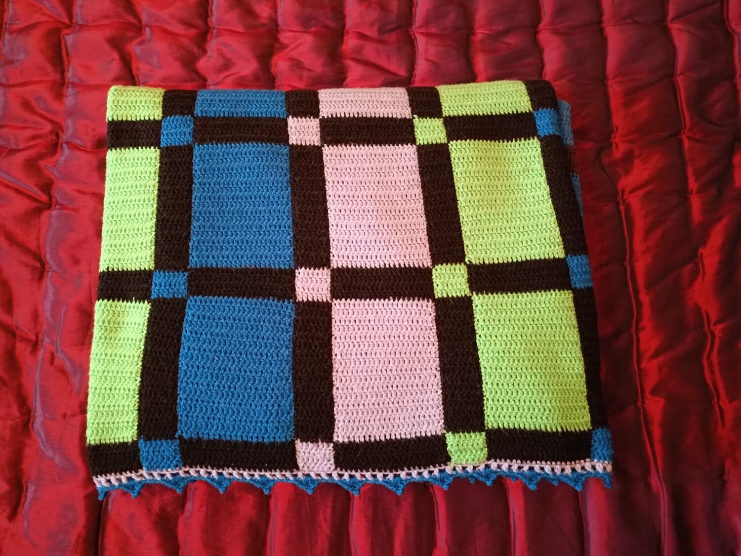 Blanket or plaid seventies crochet wool