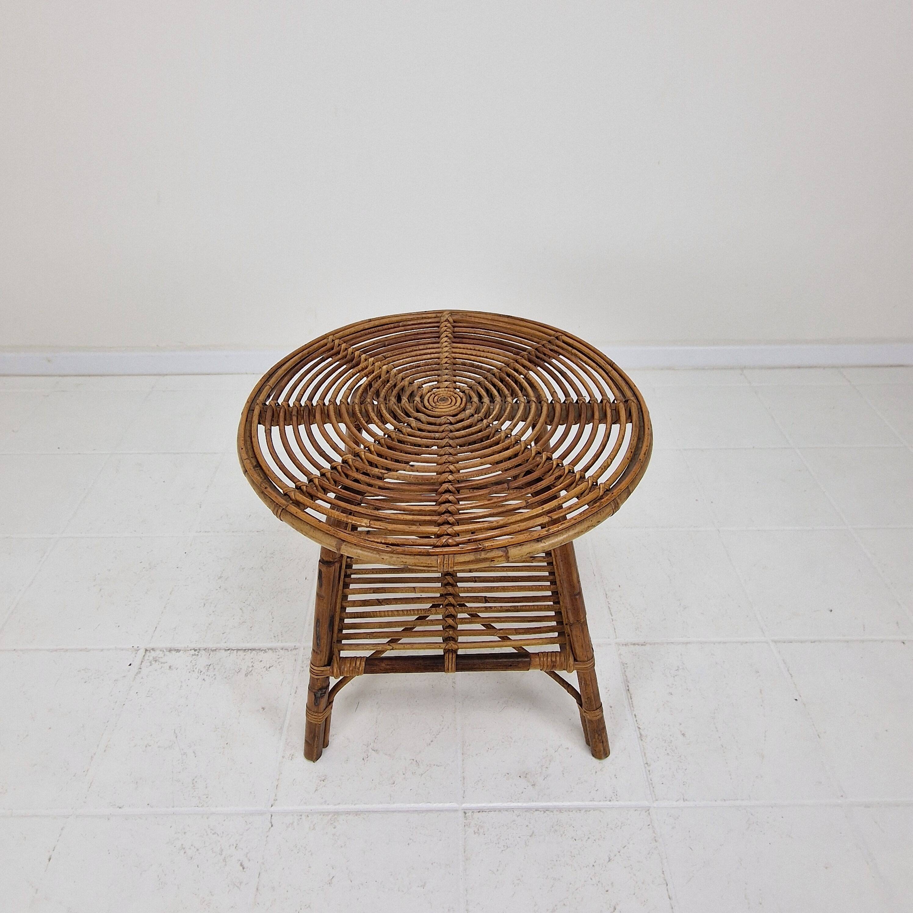 Vintage Italian Rattan Coffee or Side Table With New Glass Plate, 1970s