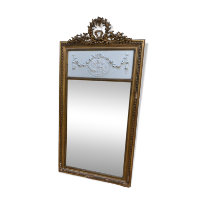 Miroir XIXème style Louis XVI en bois doré à la feuille d'or, 74x150cm