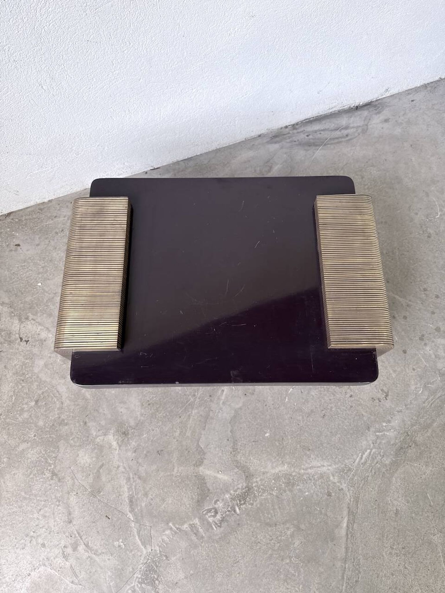 Art Deco coffee table in lacquer and brass