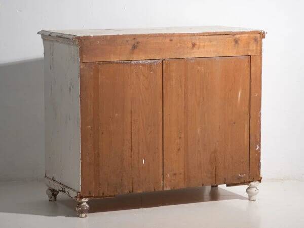 Antique white chest of drawers (c.1920)