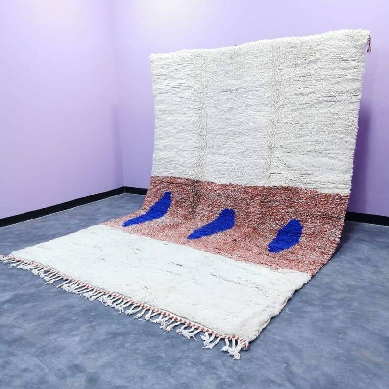 Traditional Moroccan wool Berber rug size 150 x 250 cm