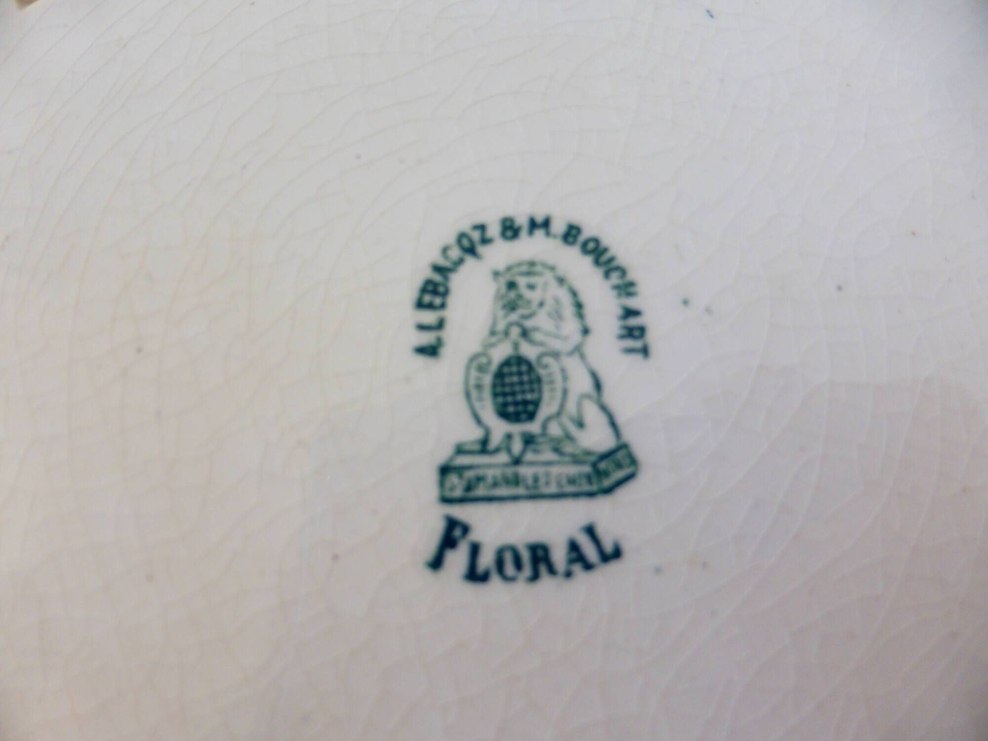 1 round vintage plate A. Lebacqz and M. Bouchart floral pattern 2106213