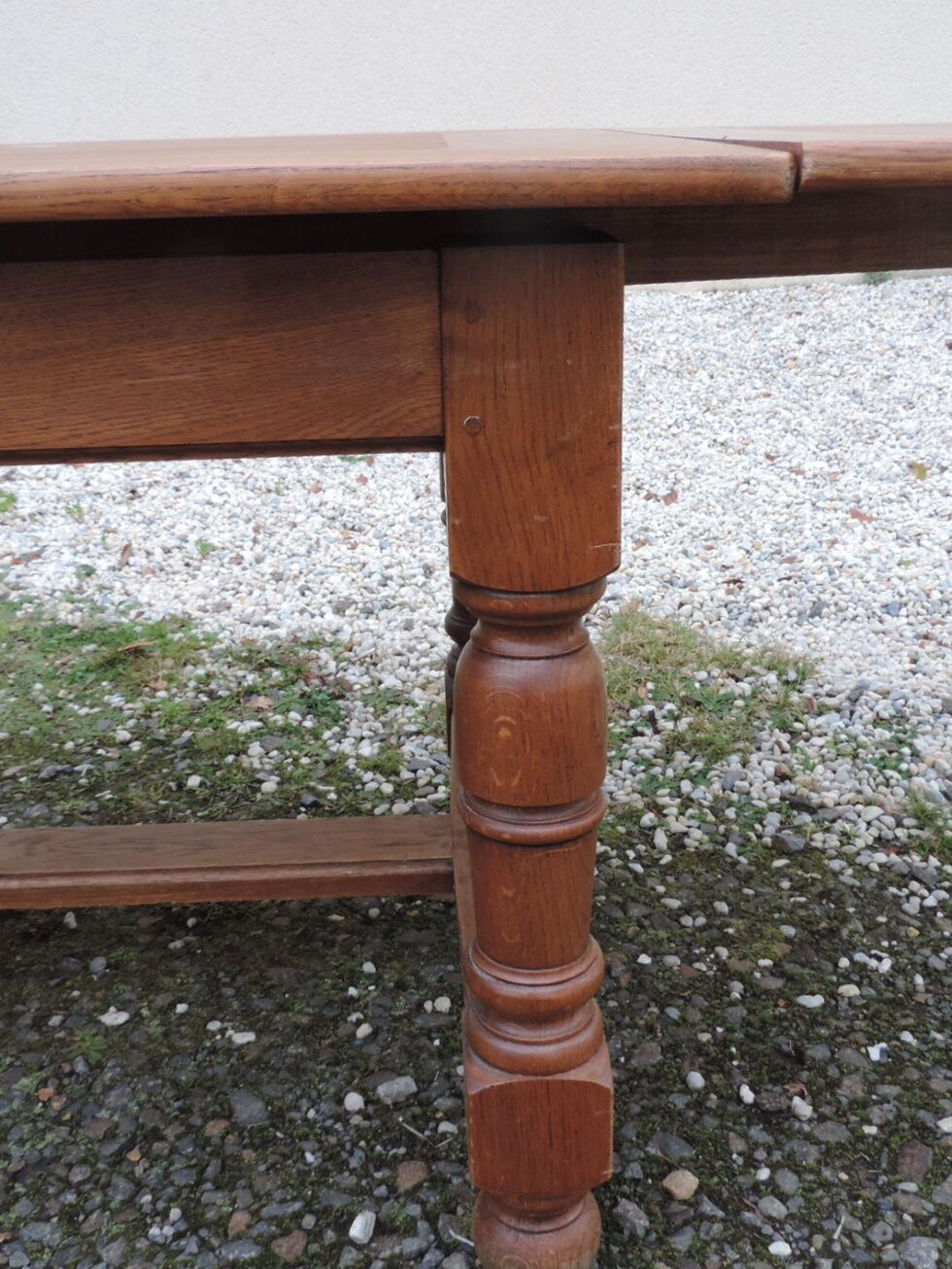 Oak farmhouse table with double-trays, from the 70s