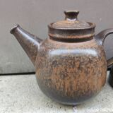 Teapot and jug by Rudi Stahl