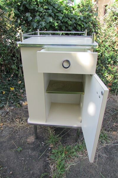 70s bedside in formica