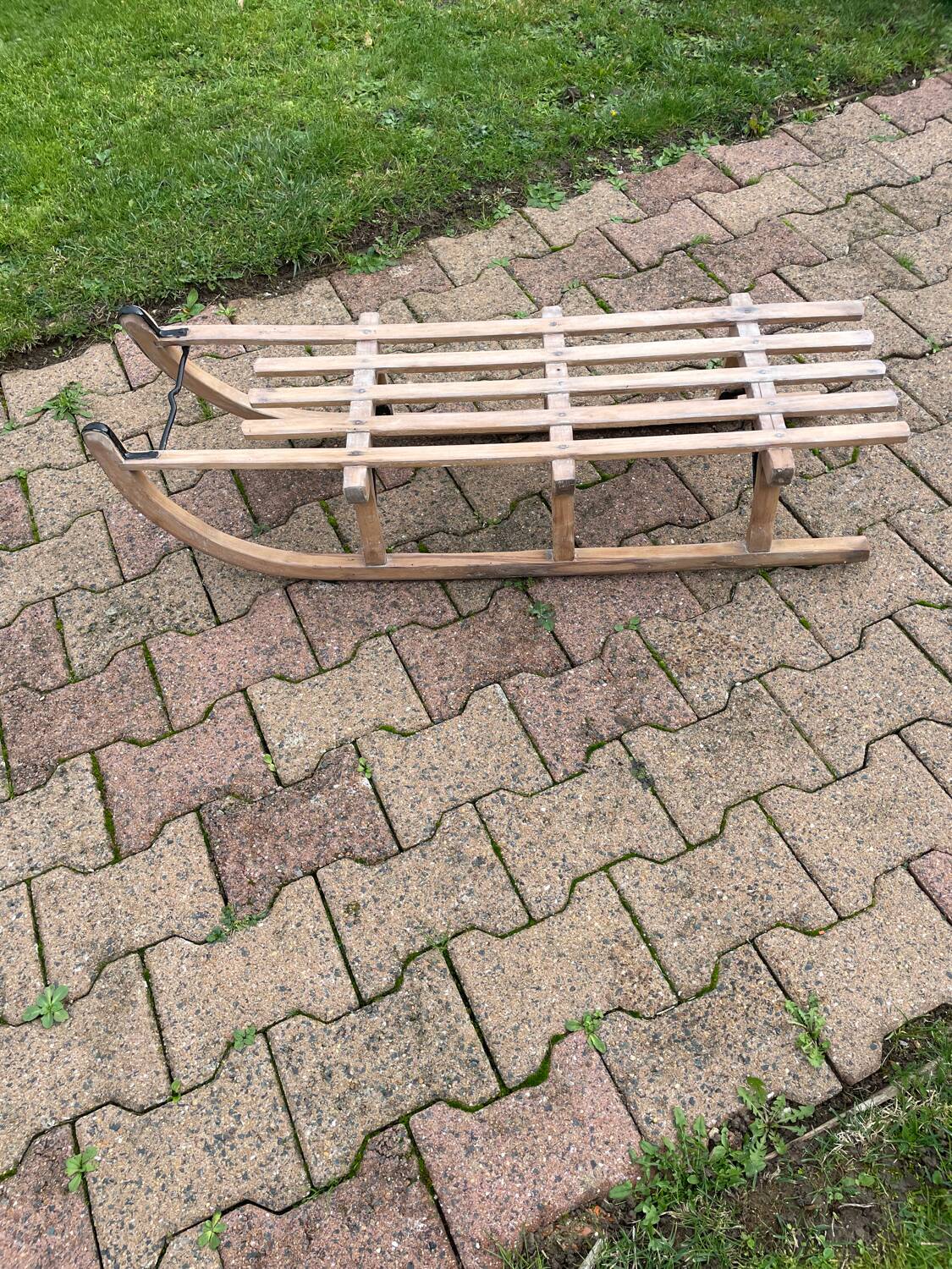 Une luge pour la déco