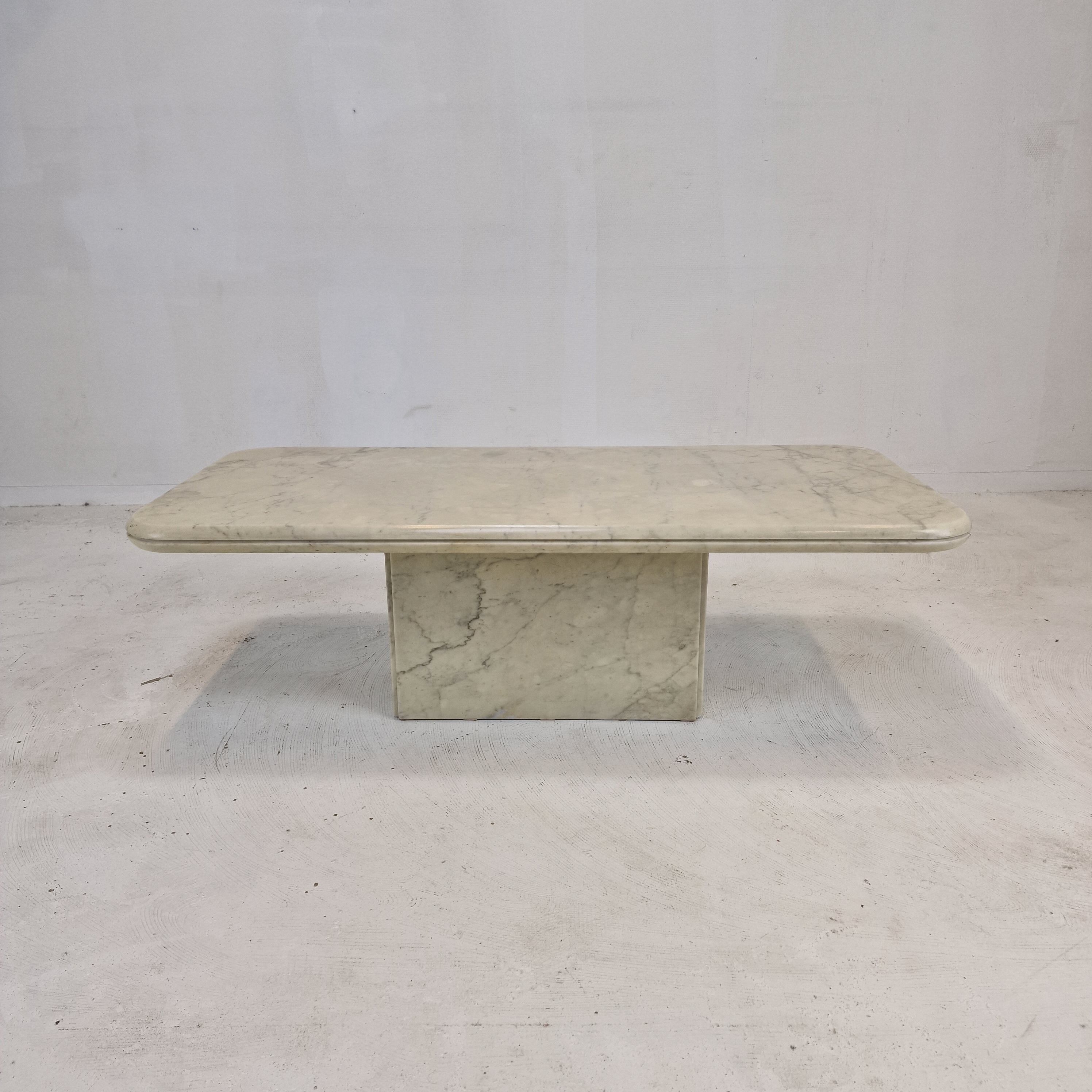 Italian marble coffee table, 1970's