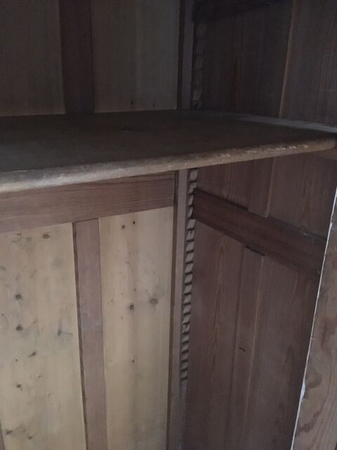 Parisian wardrobe cream