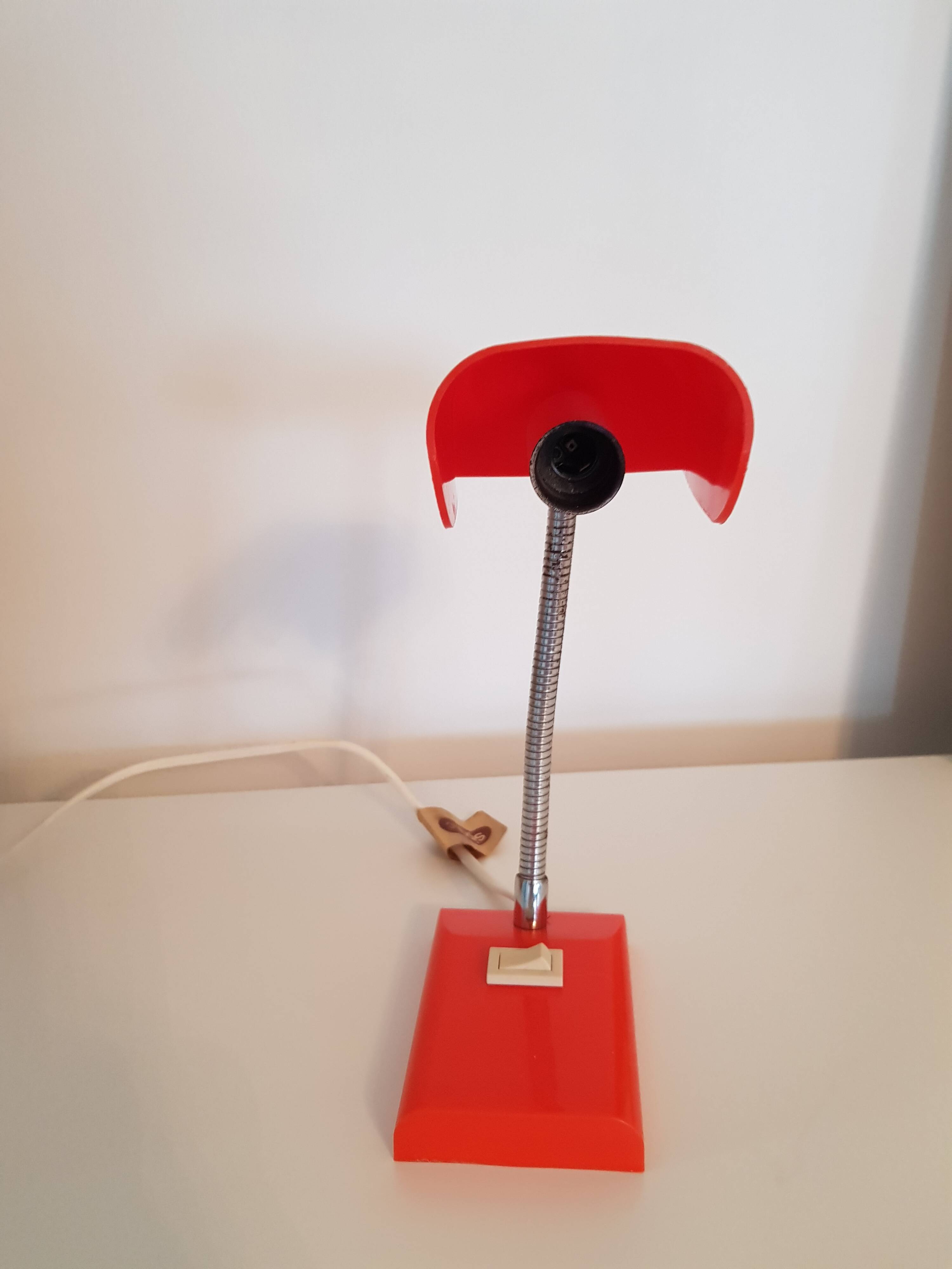 Mini lampe de bureau plastique orange