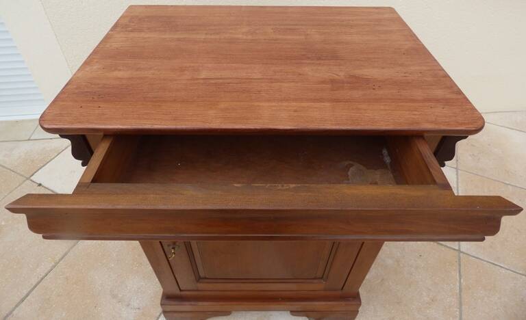 Large jam jar in solid cherry wood with its secret drawer and one door