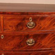 Commode bombée En Acajou début du 19°siècle