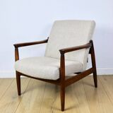 Fauteuil GFM-64, design d'Edmund Homa des années 70, bouclé beige - 2 pièces disponibles