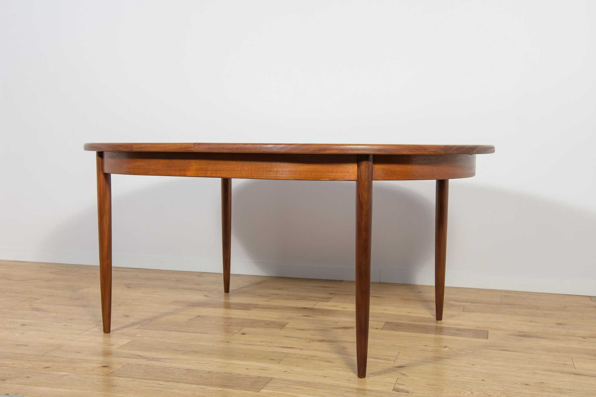 Mid-century teak modern oval dining table from G-Plan, United Kingdom, 1960s