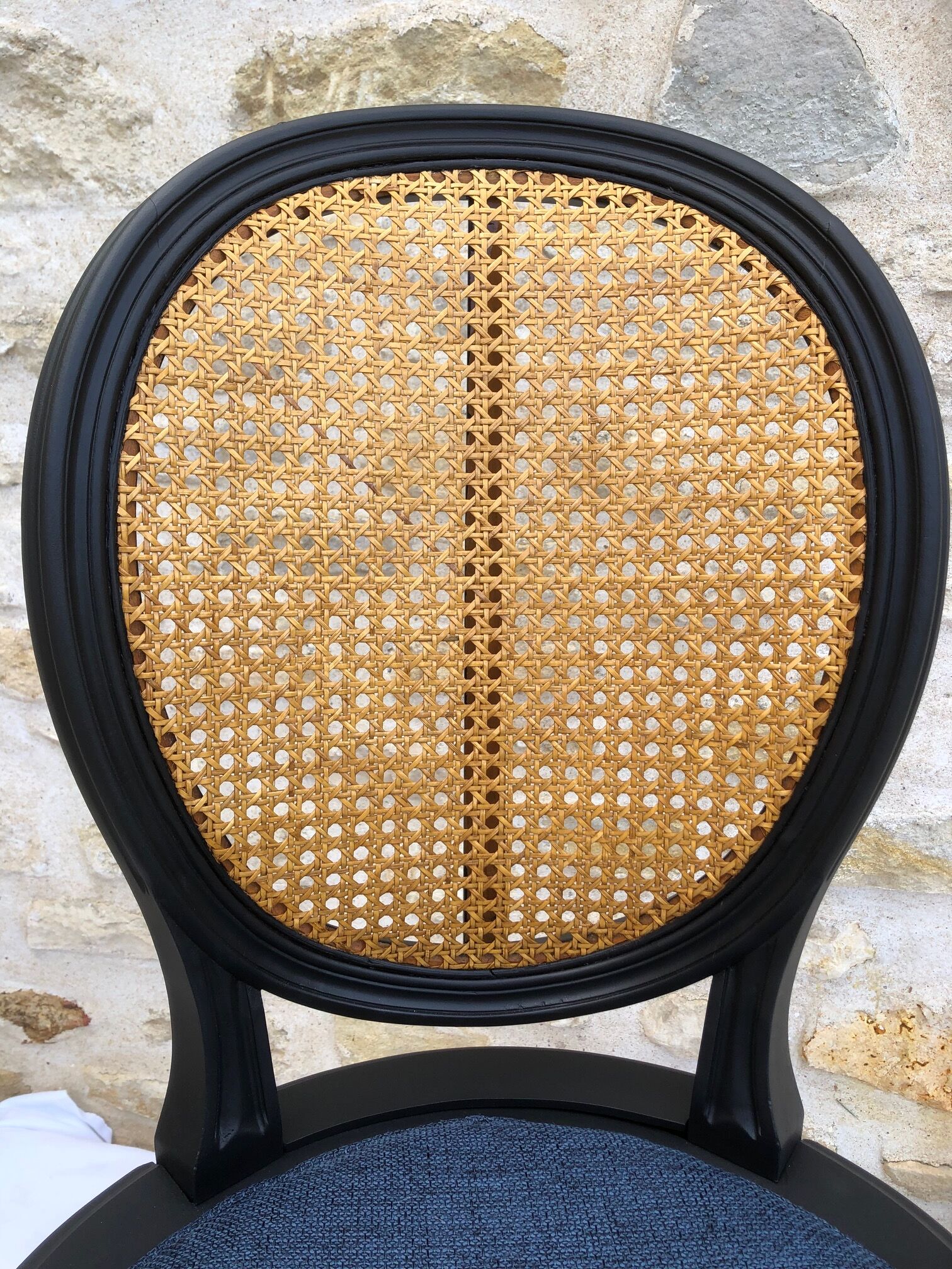 Chair wood medallion canned back