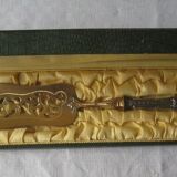 Anciènne pelle a tarte, kind, silver and vermeil 19th