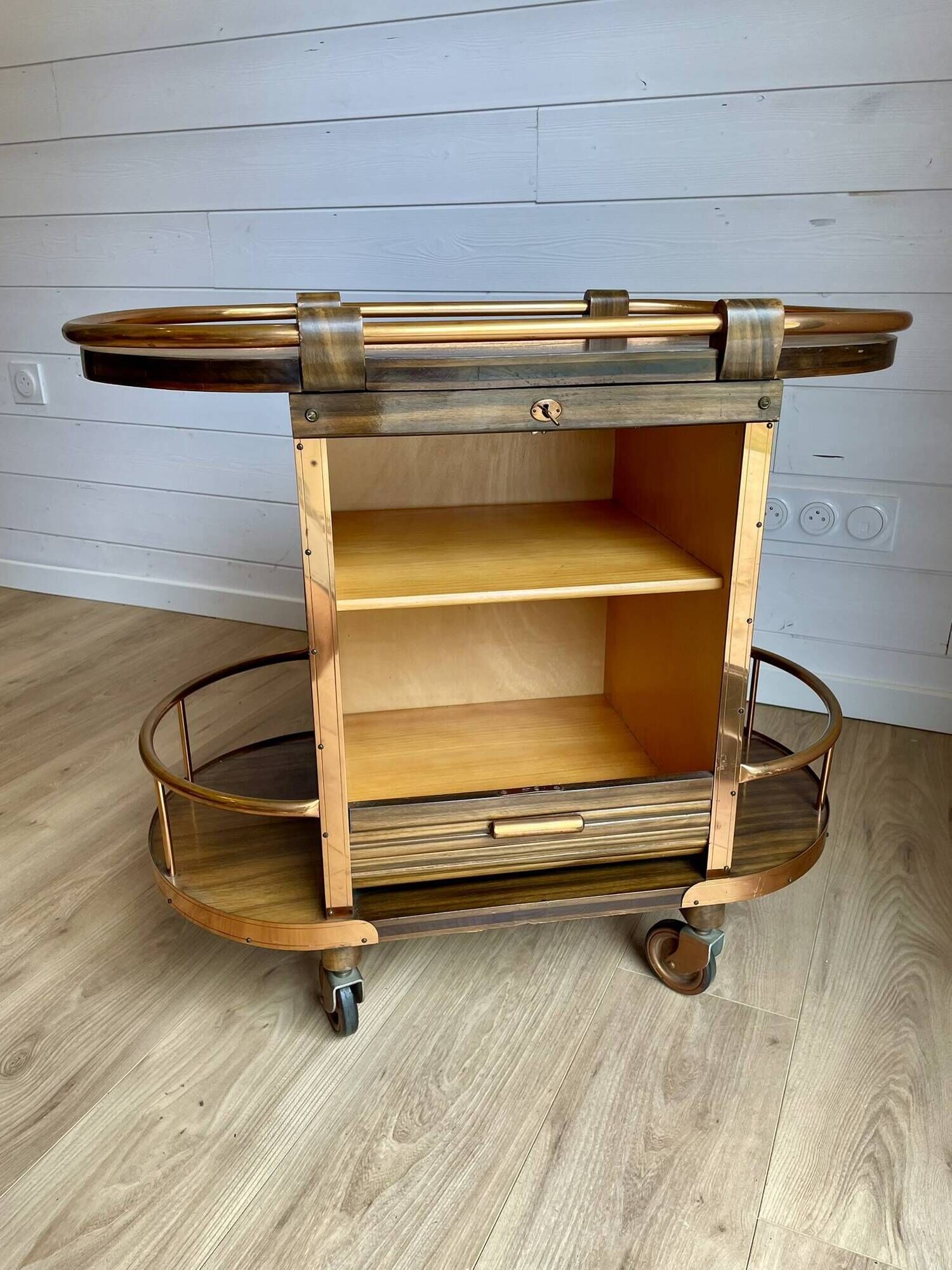 Bar cart / Vintage Art Deco service trolley – Wood and copper