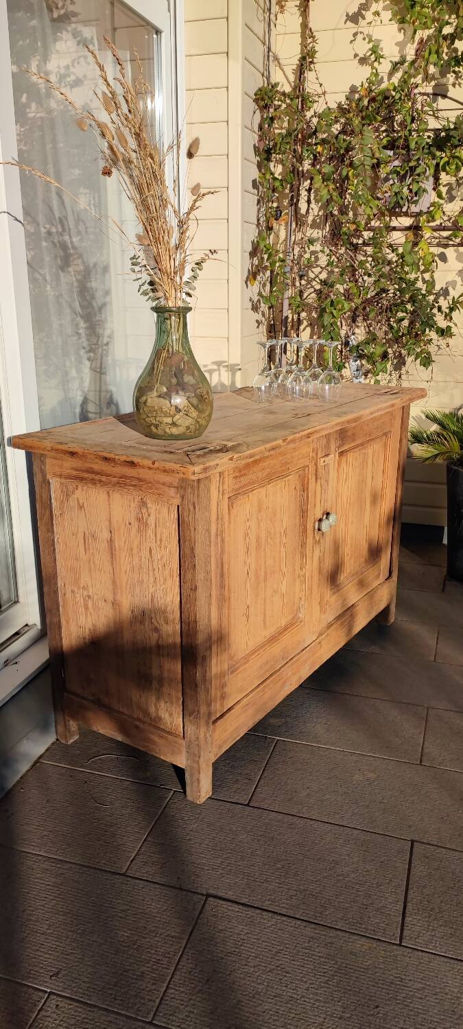 Large renovated old buffet
