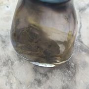 Vase de forme molle en pâte de verre