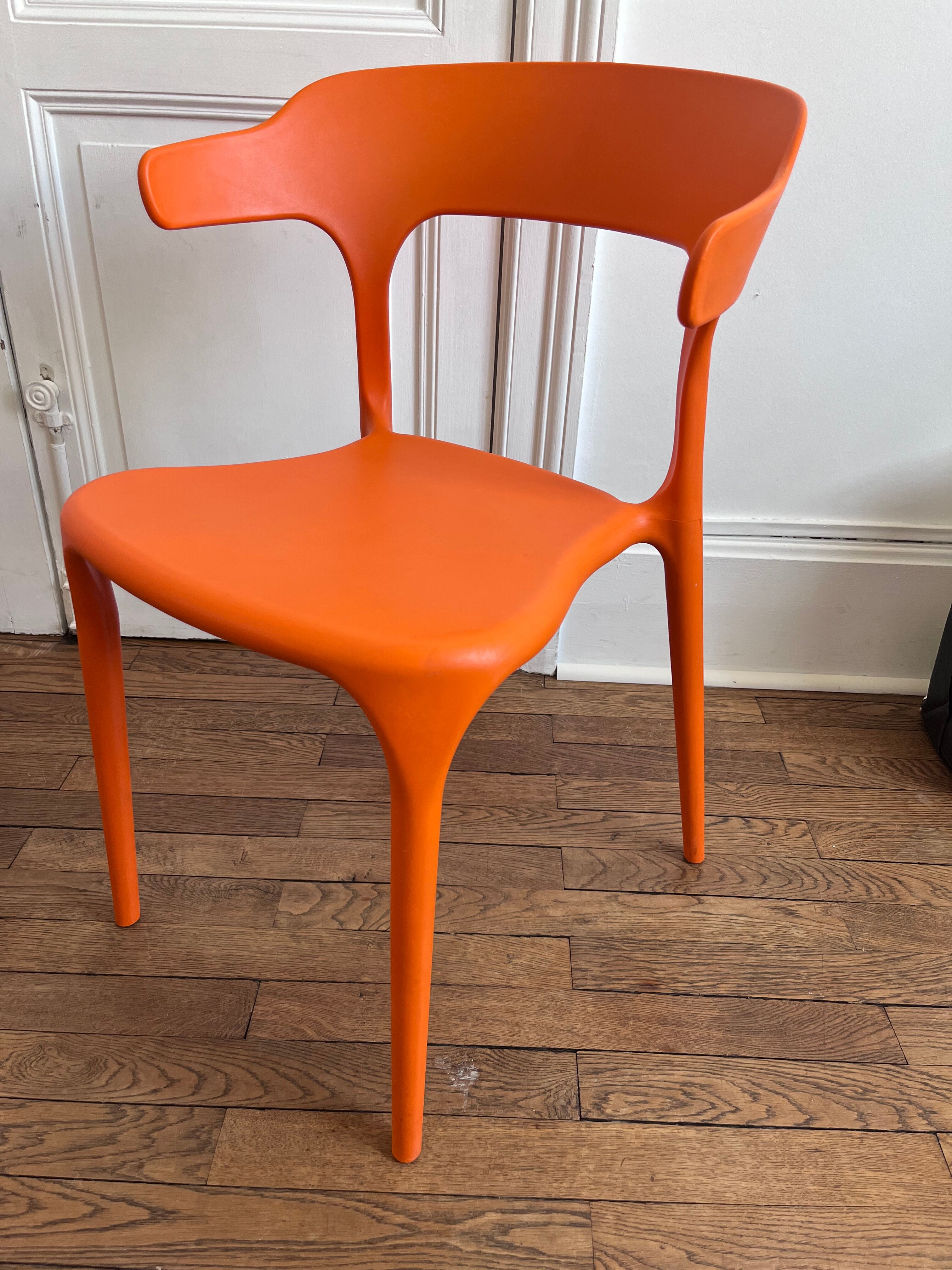 Chaises design orange