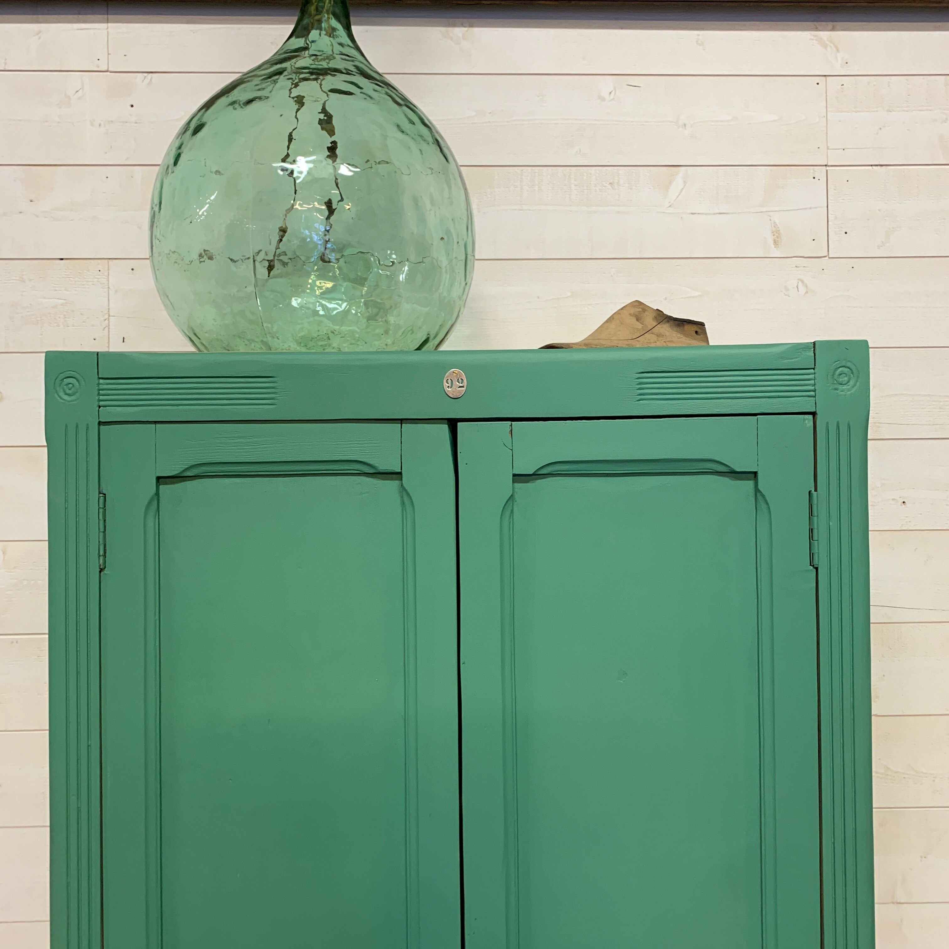Armoire parisienne  deux portes