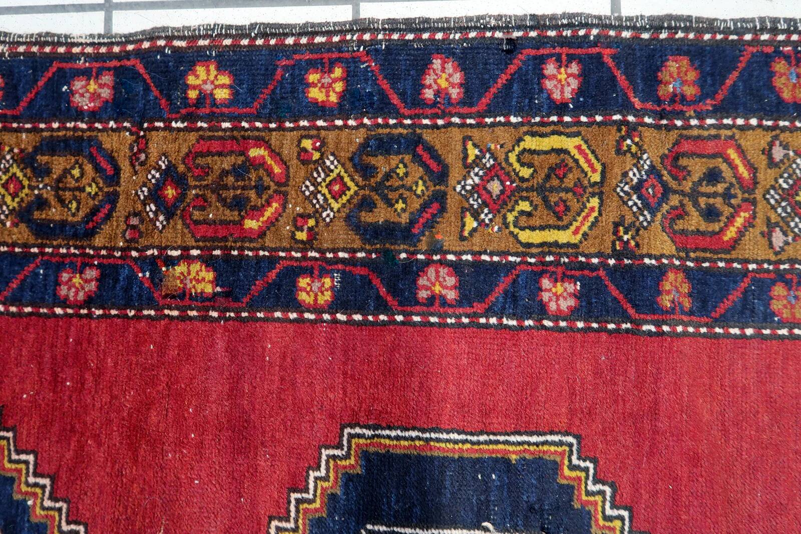 Handmade antique Turkish Anatolian rug 115cm x 218cm, 1920s