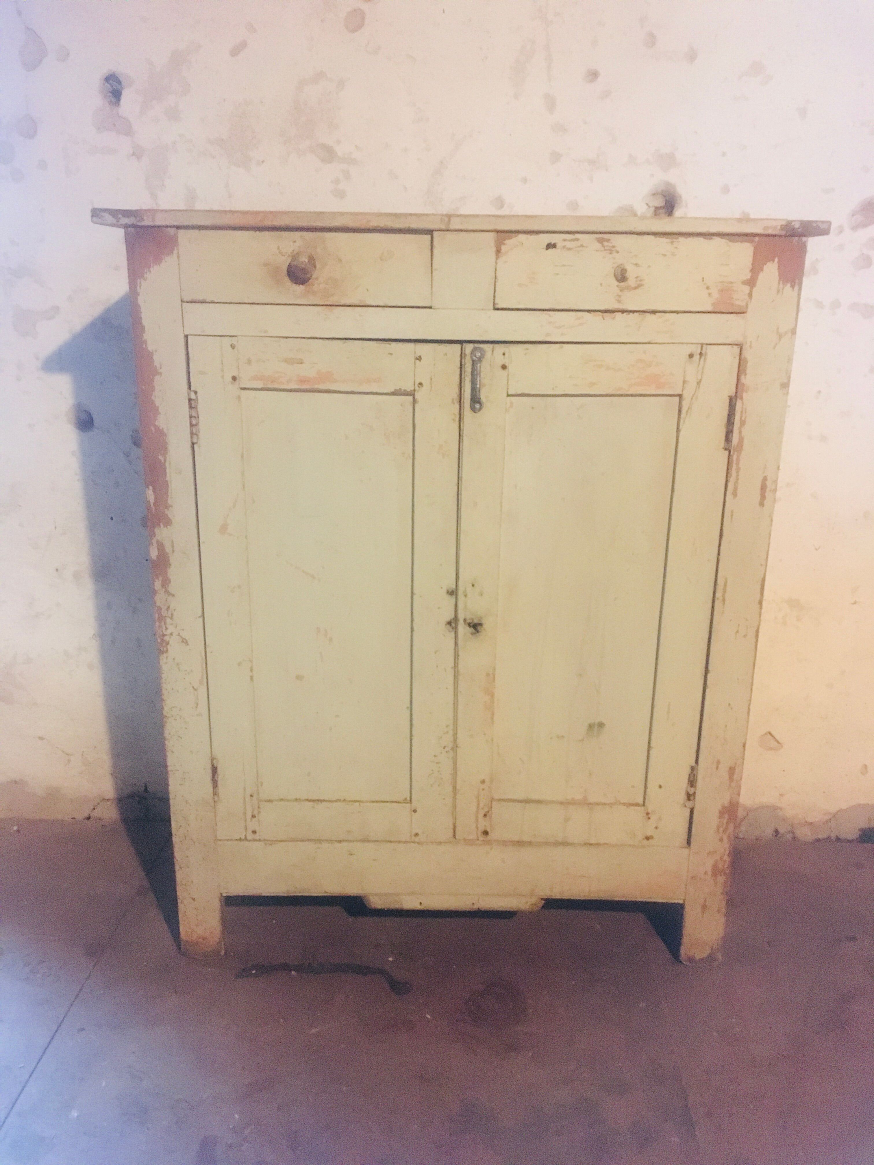 Buffet 1900s green