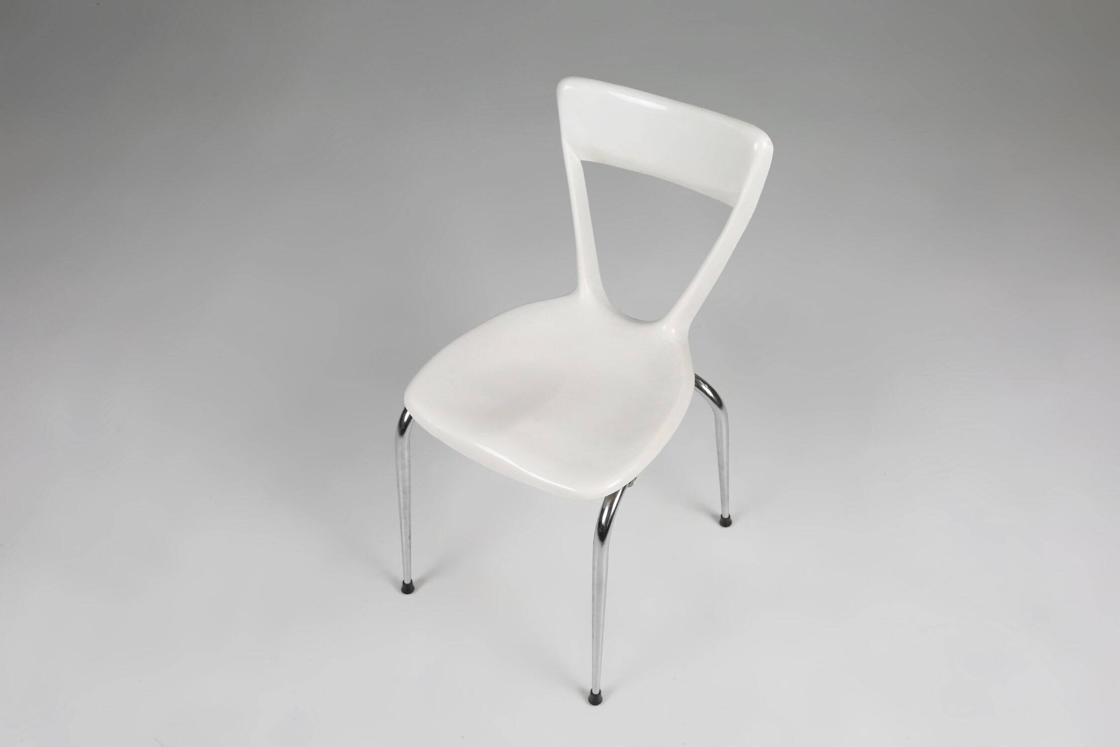 Chaise de salle à manger Gilac blanche vintage, années 1960