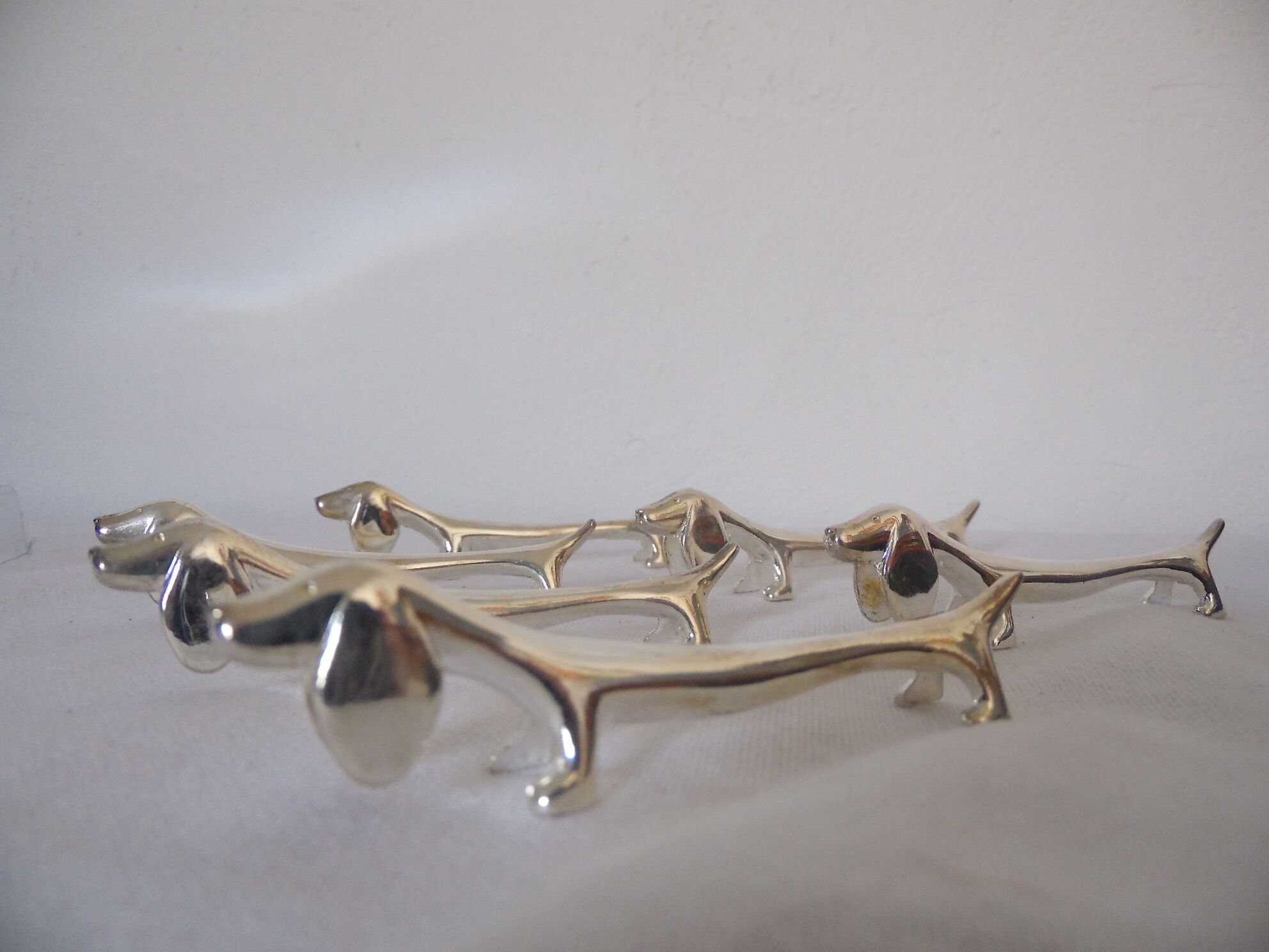 knife holder dog shape basset