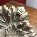 Bronze leaf pocket emptier