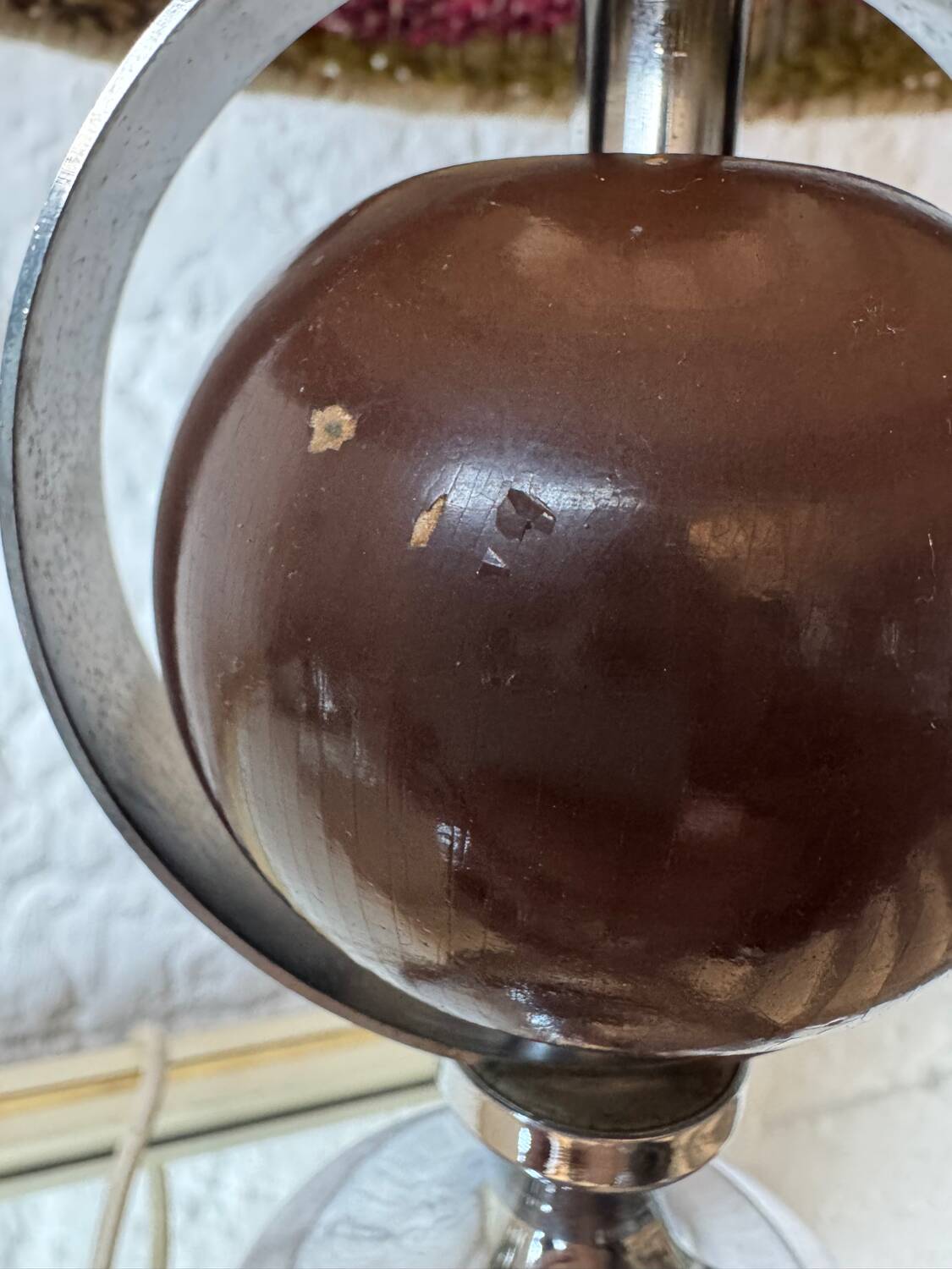 Lampe chrome bois laine années 70