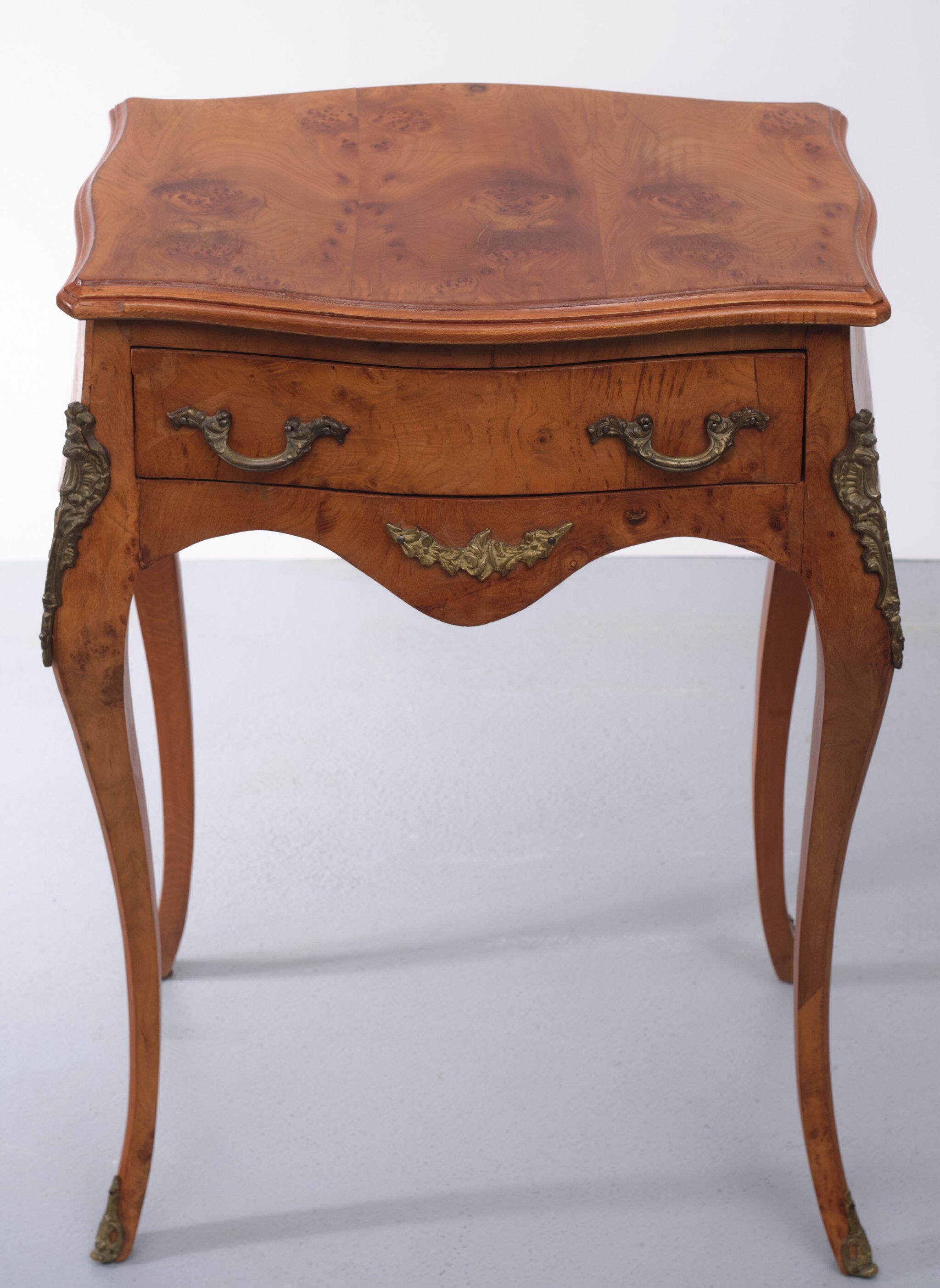 2 italian burl side tables louis xv style