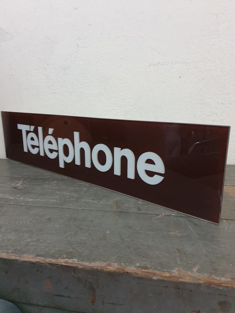 Phone plate 80s