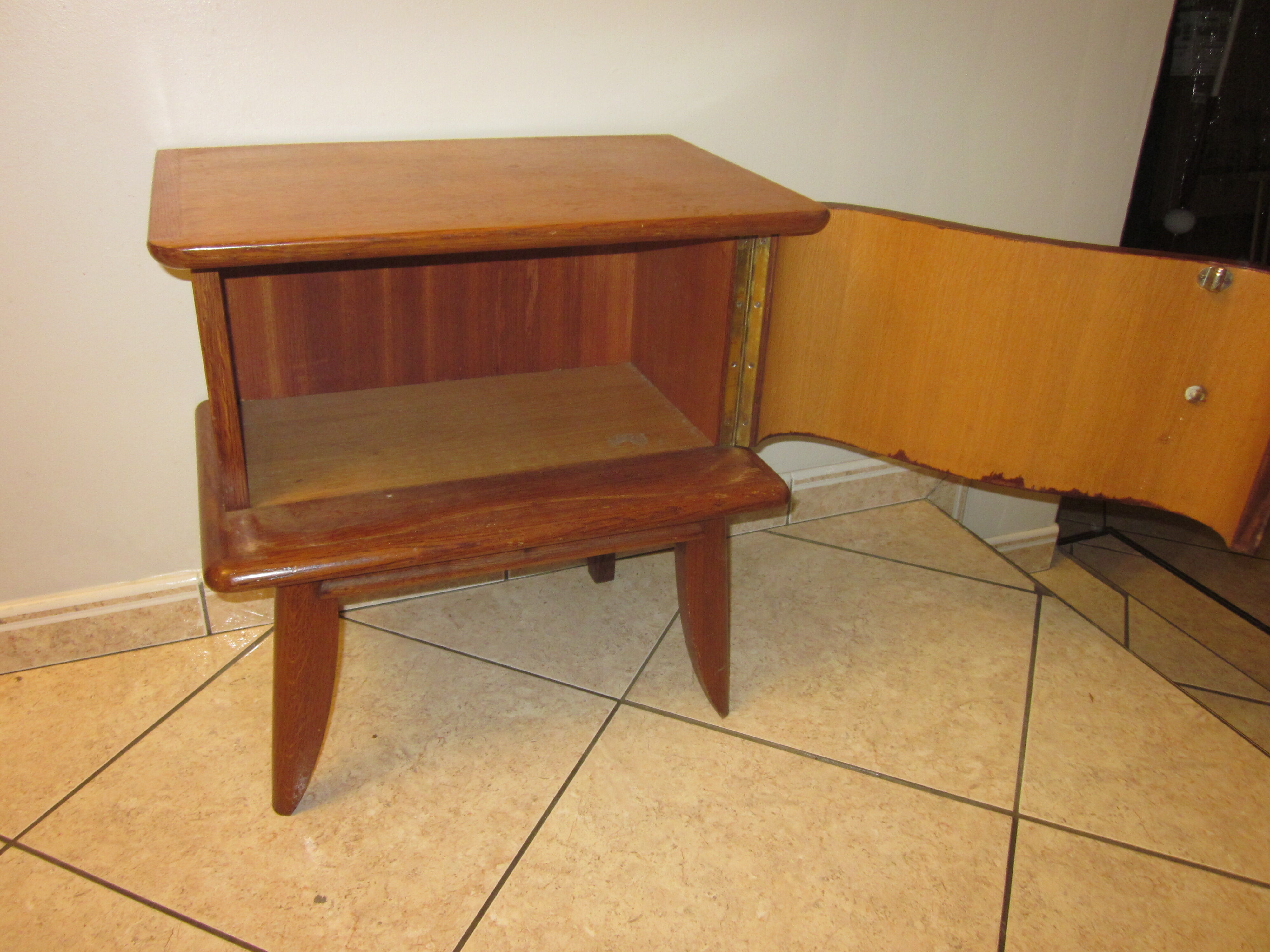 Bedside of the years 50